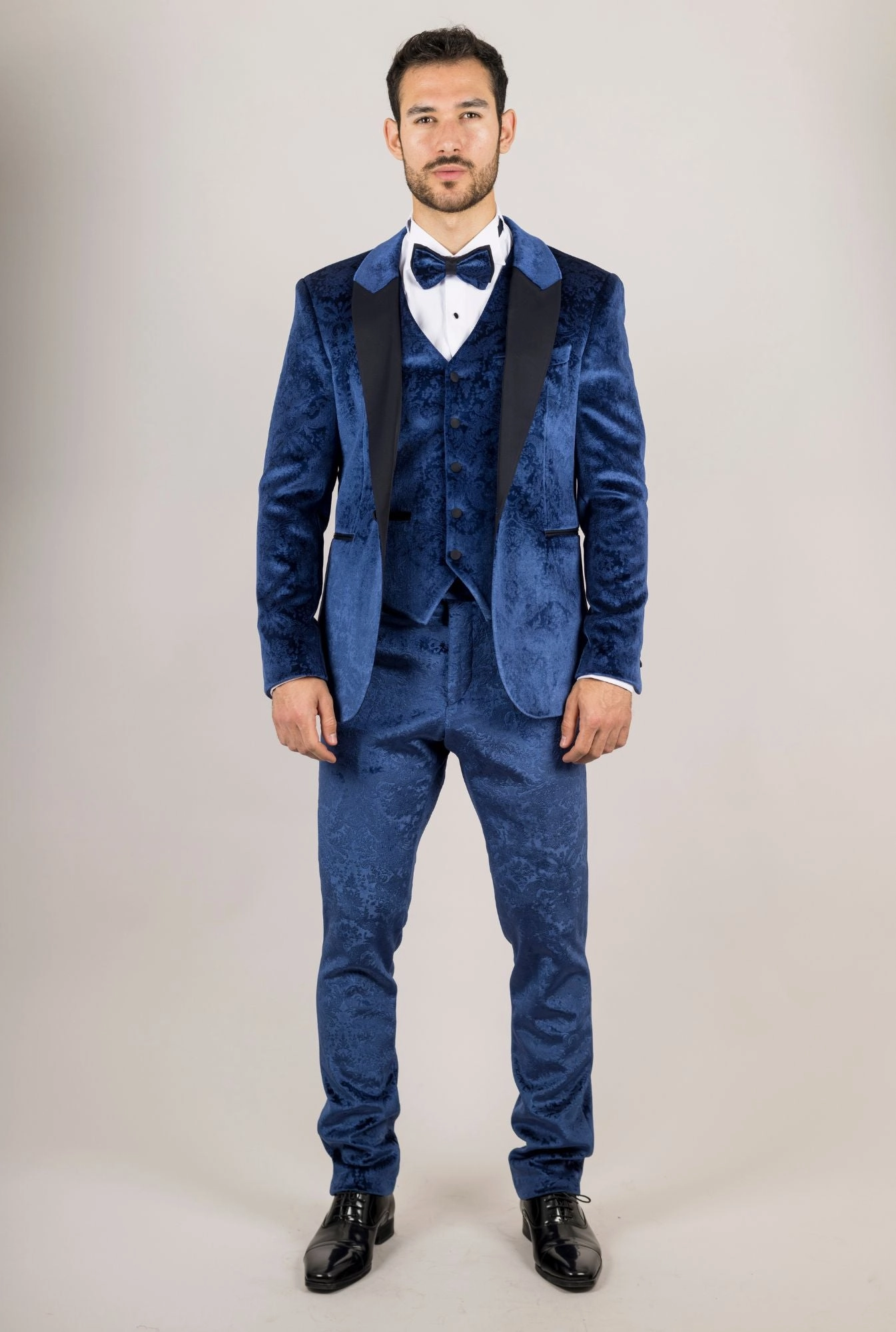 3 Piece Suit Velvet Paisley Shawl Collar Tailored Fit Wedding Tuxedo