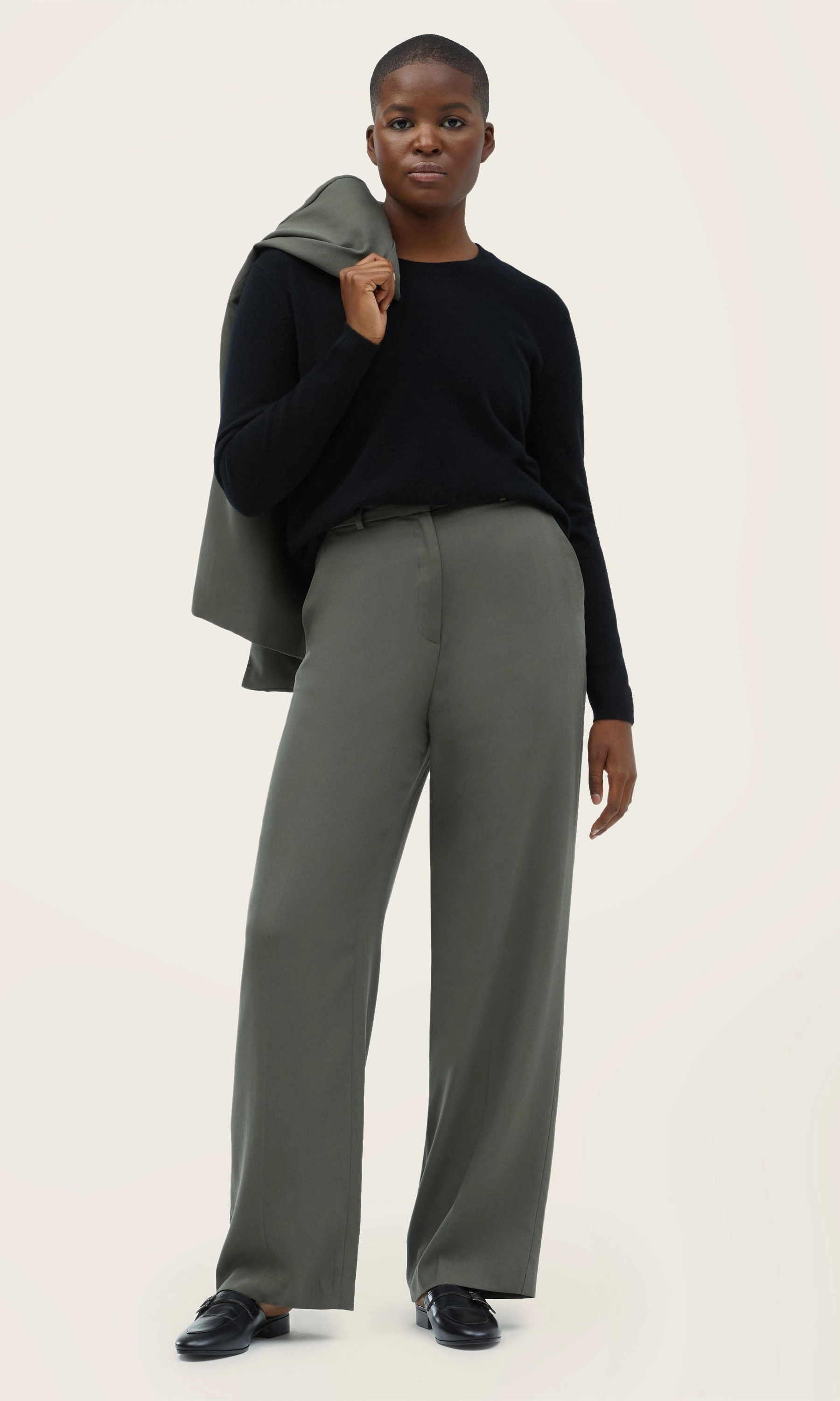 Airy Cashmere Crewneck Sweater