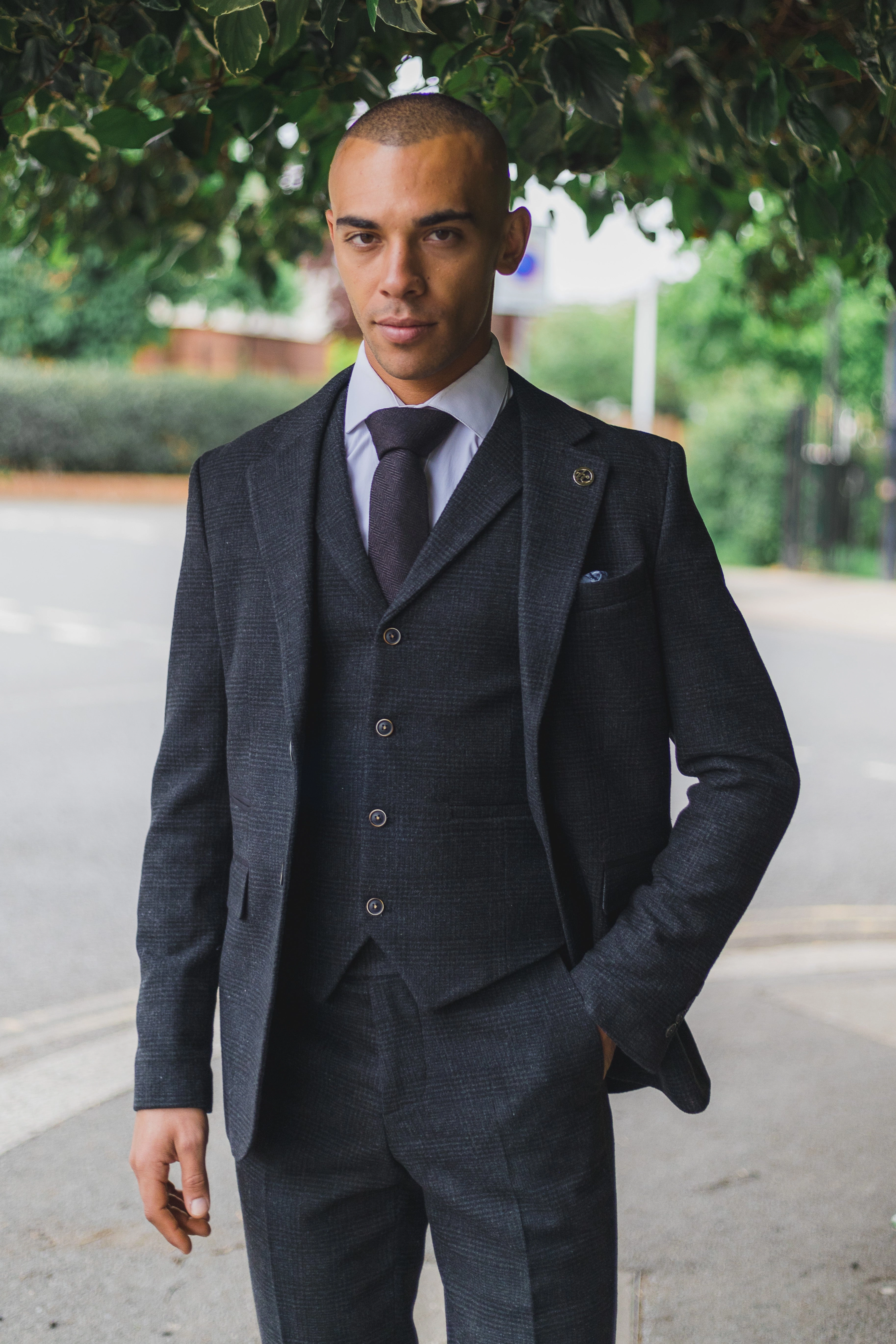 AK-11 Herringbone Tweed 3 Piece Suit