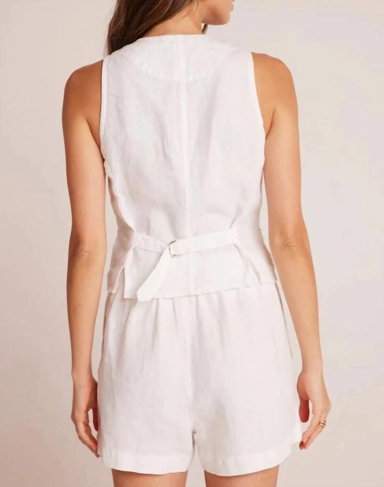 Cinch Back Vest In White