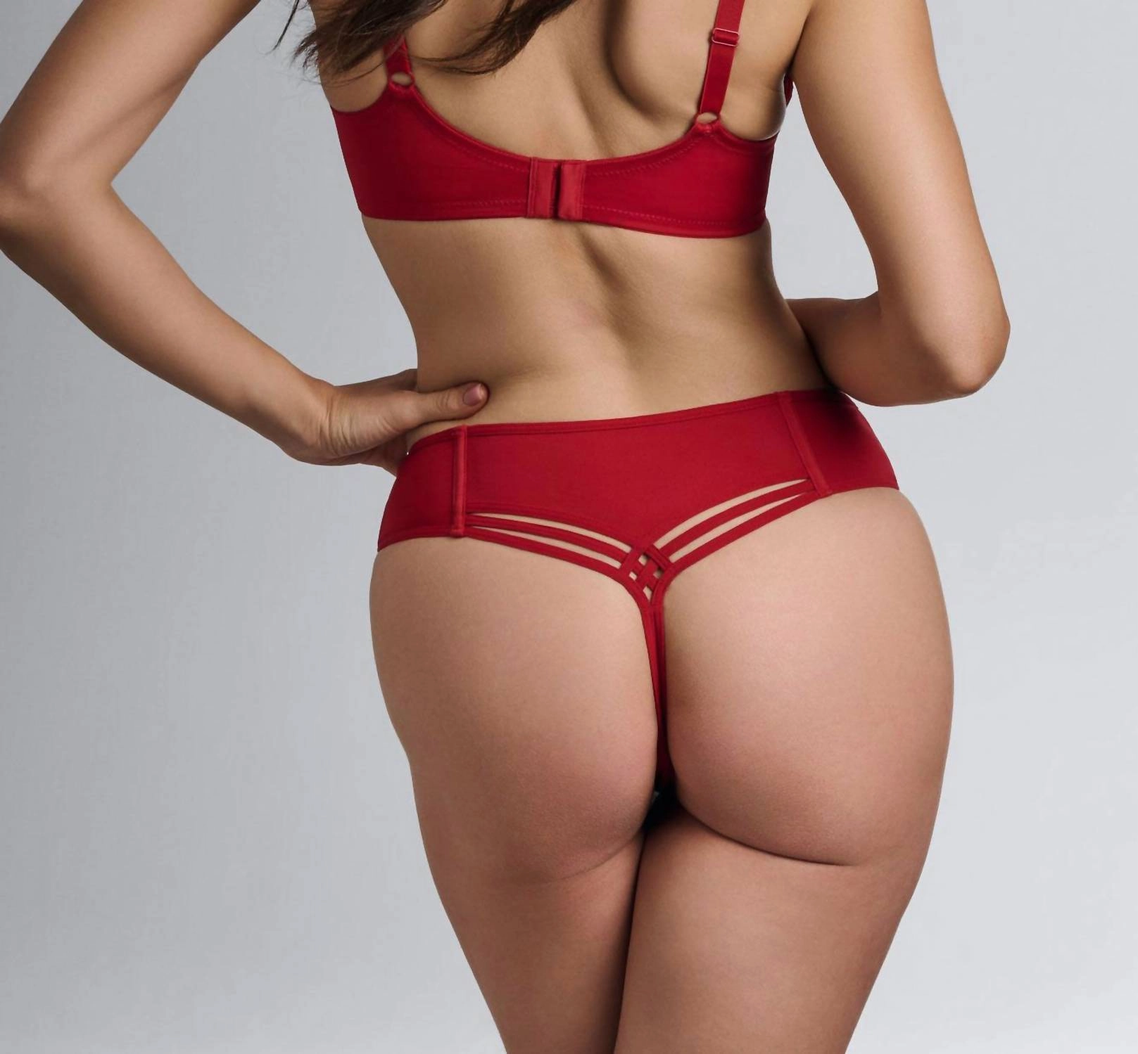 Dame De Paris Plunge Bra In Red