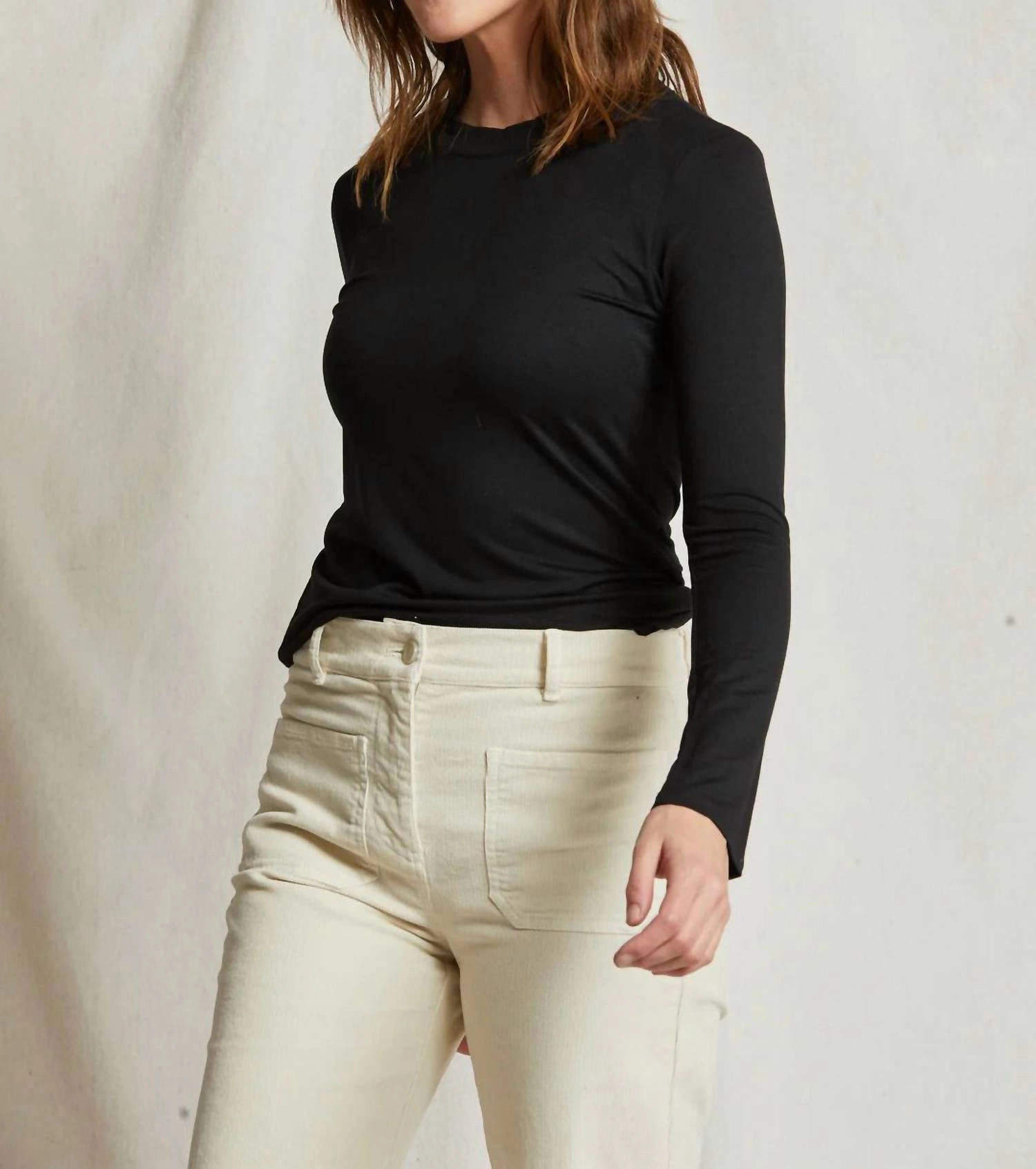 Dionne Long Sleeve Baby Tee In True Black