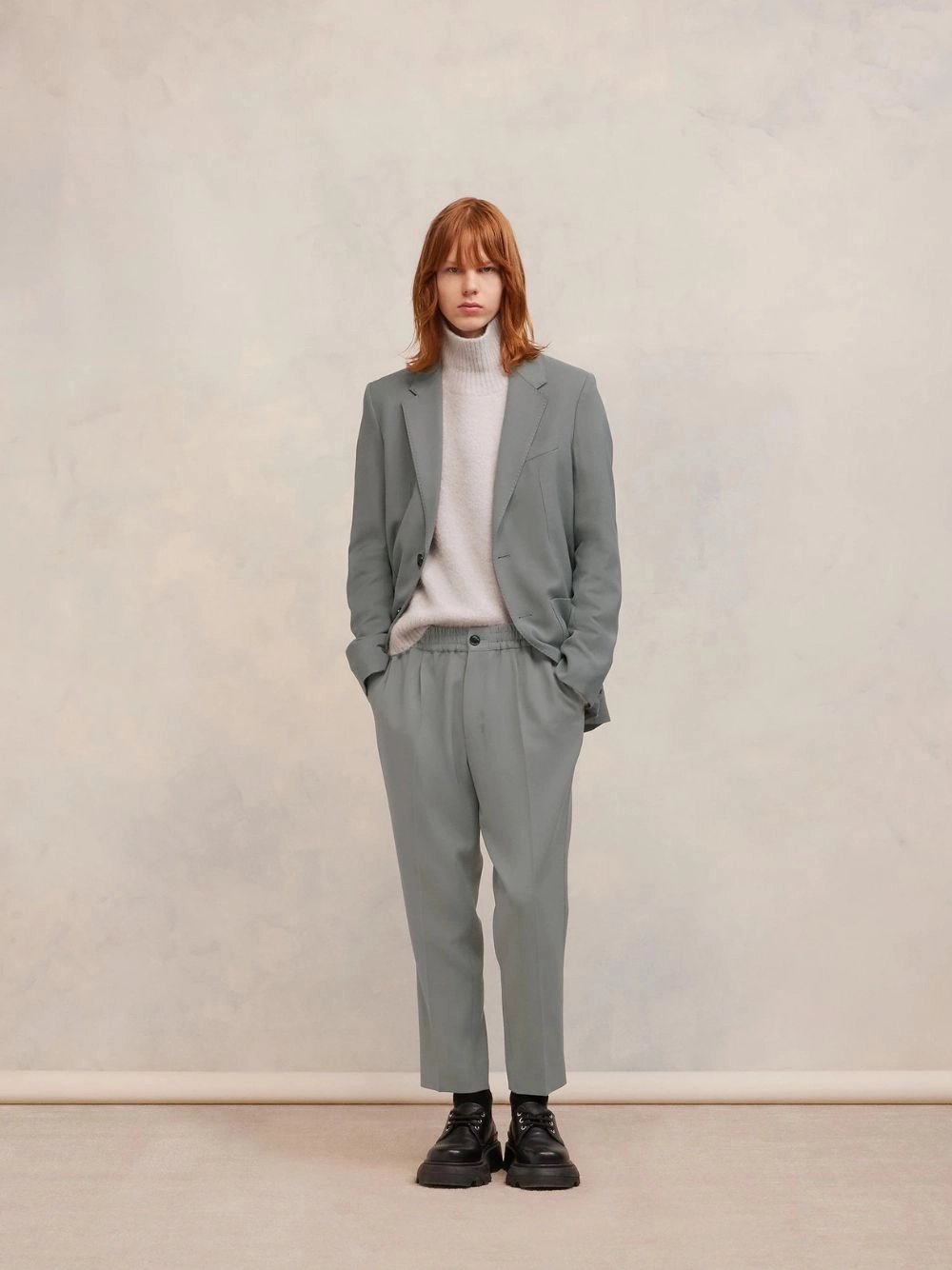 Elasticated Waist Cropped Fit Trousers