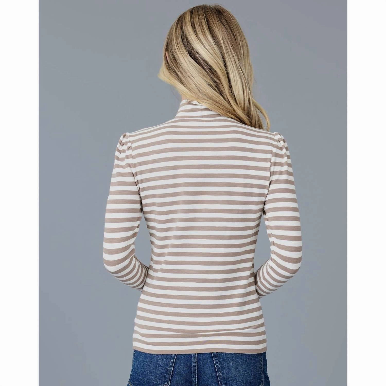 Essential Striped Turtleneck In Cocoa Stripe