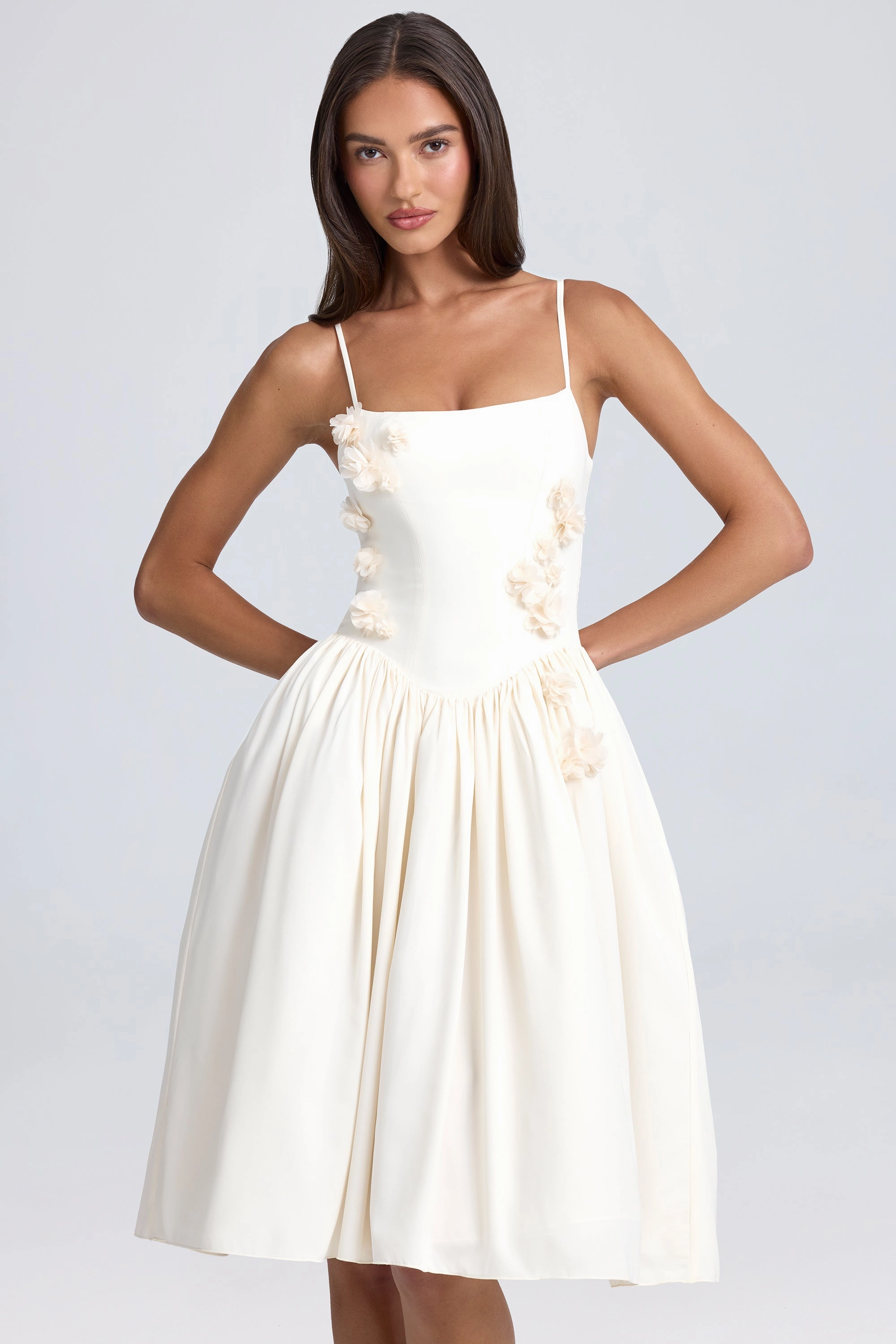 Floral-Appliqu Midi Dress in Ivory
