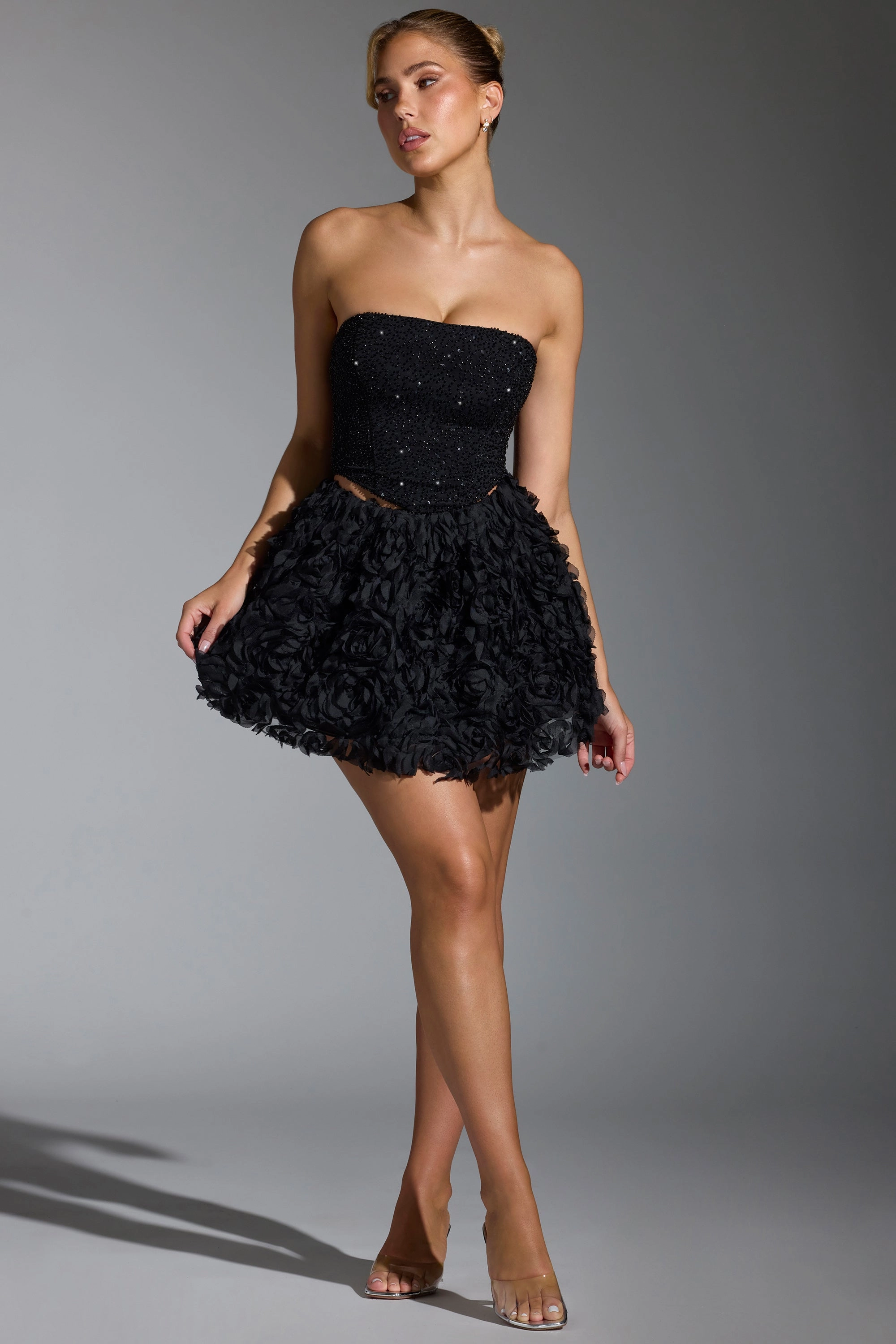 Floral-Appliqu Mini Skirt in Black