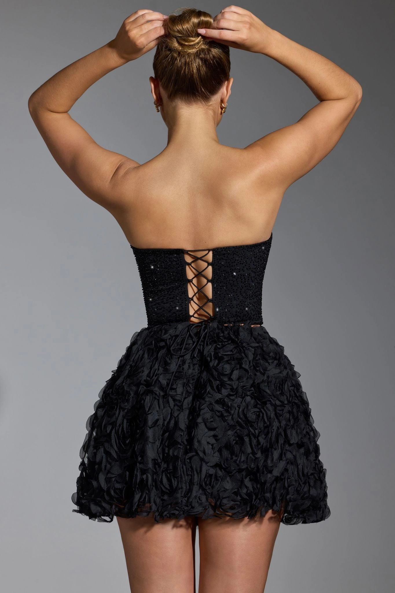 Floral-Appliqu Mini Skirt in Black