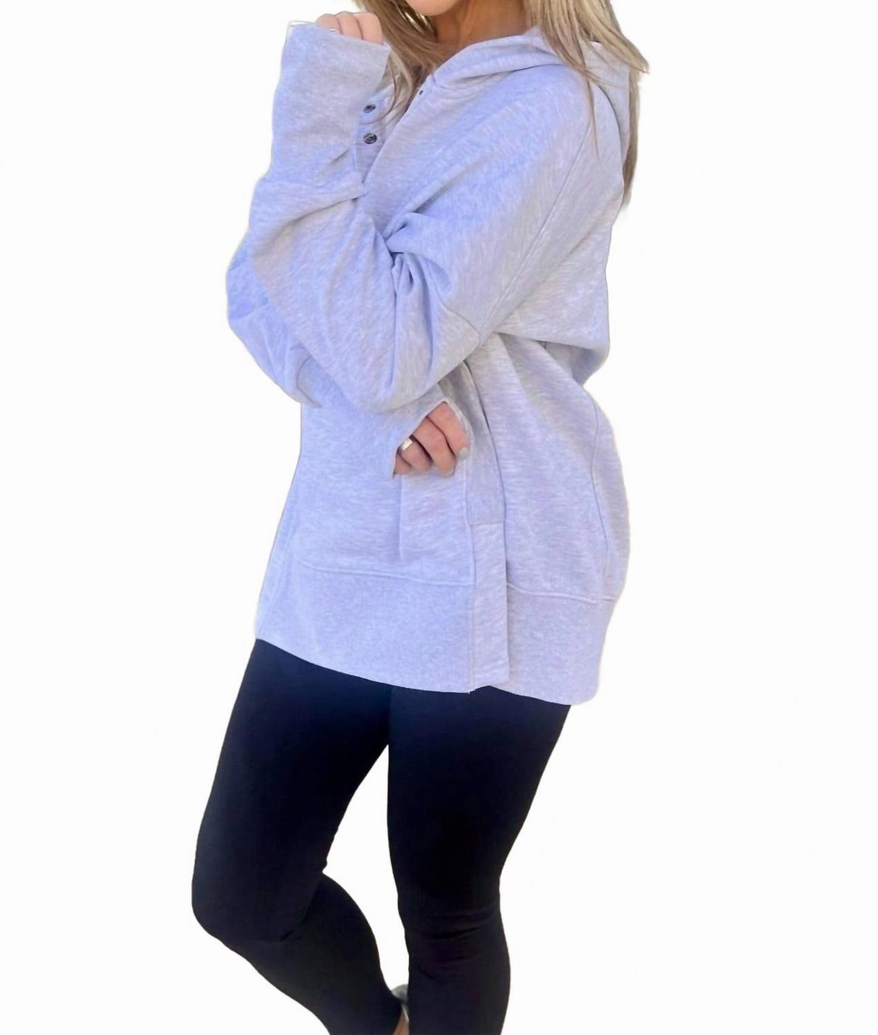 Hannah Pullover Hoodie In Grey