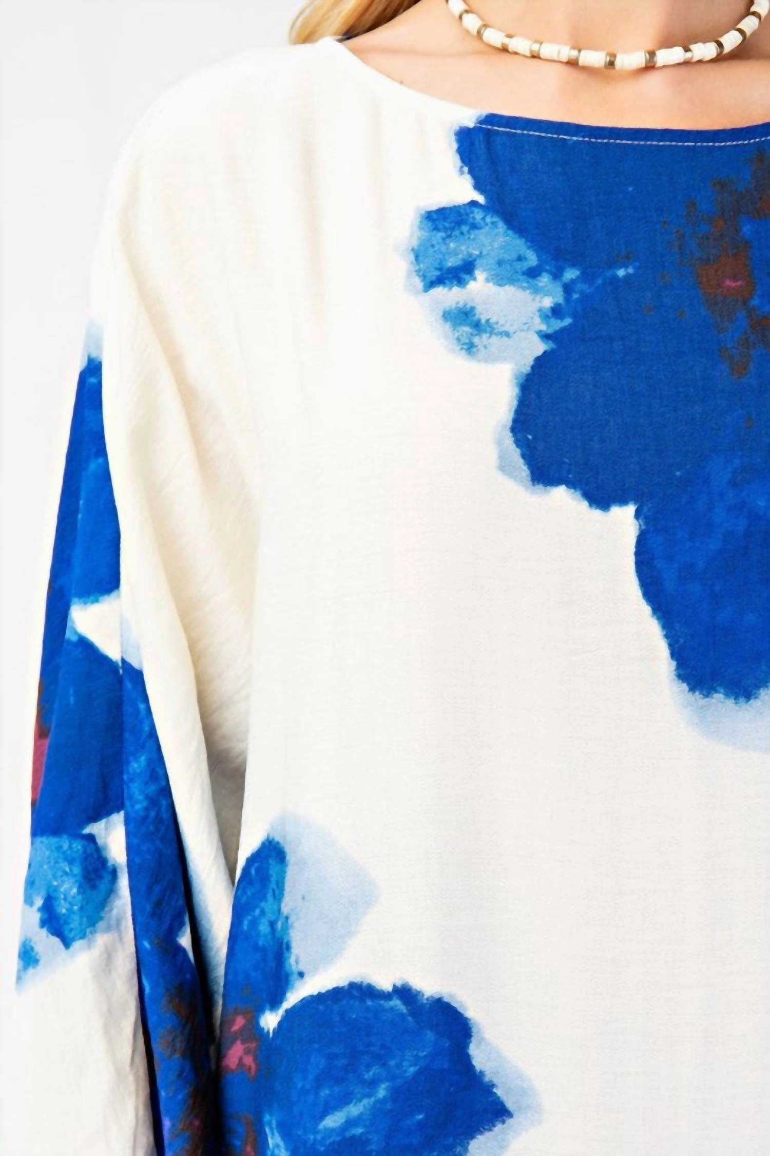 Indigo Flower Caftan In White/blue