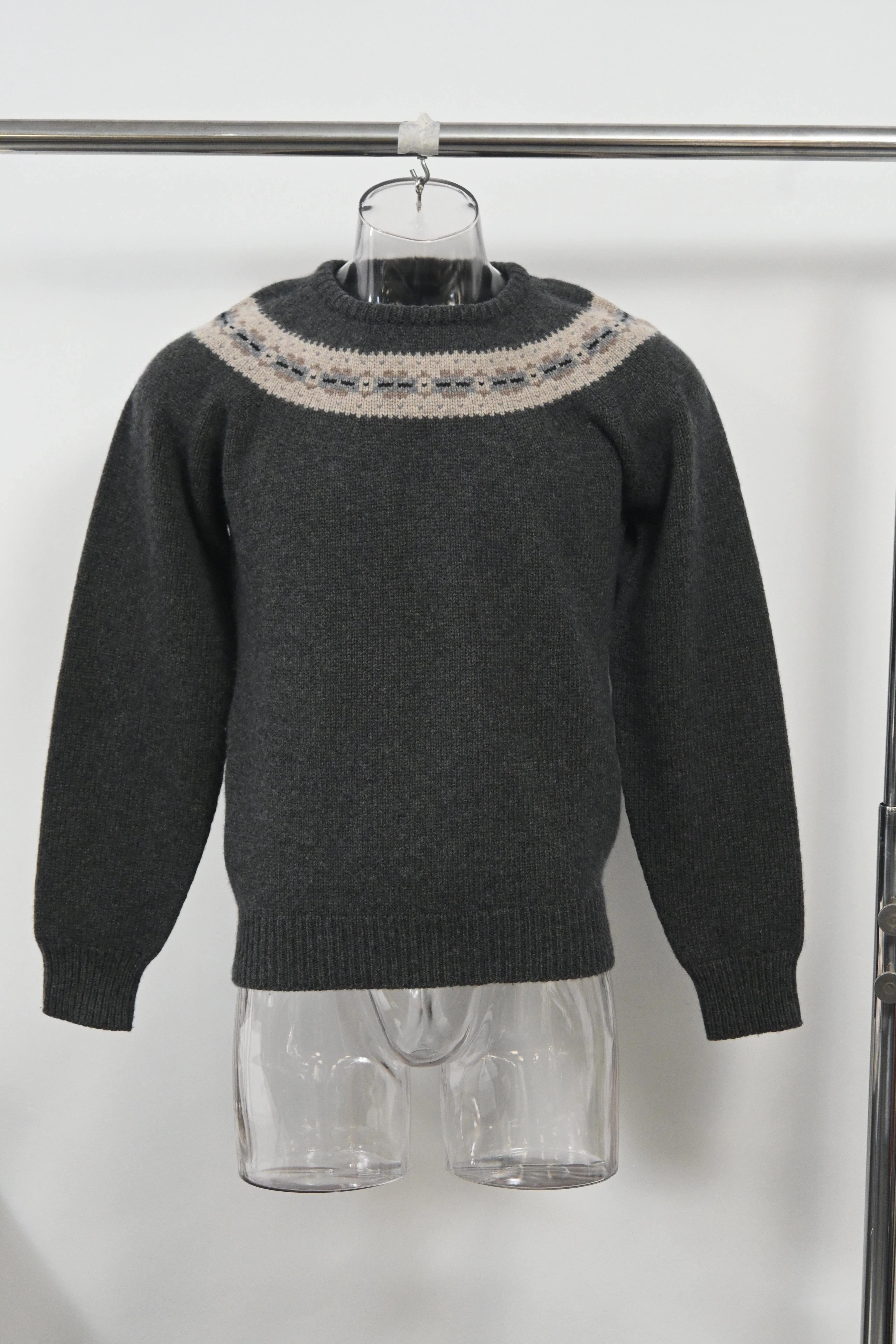 Jil Sander Knitted Chest Pattern Detail Crewneck Sweater in Grey Wool