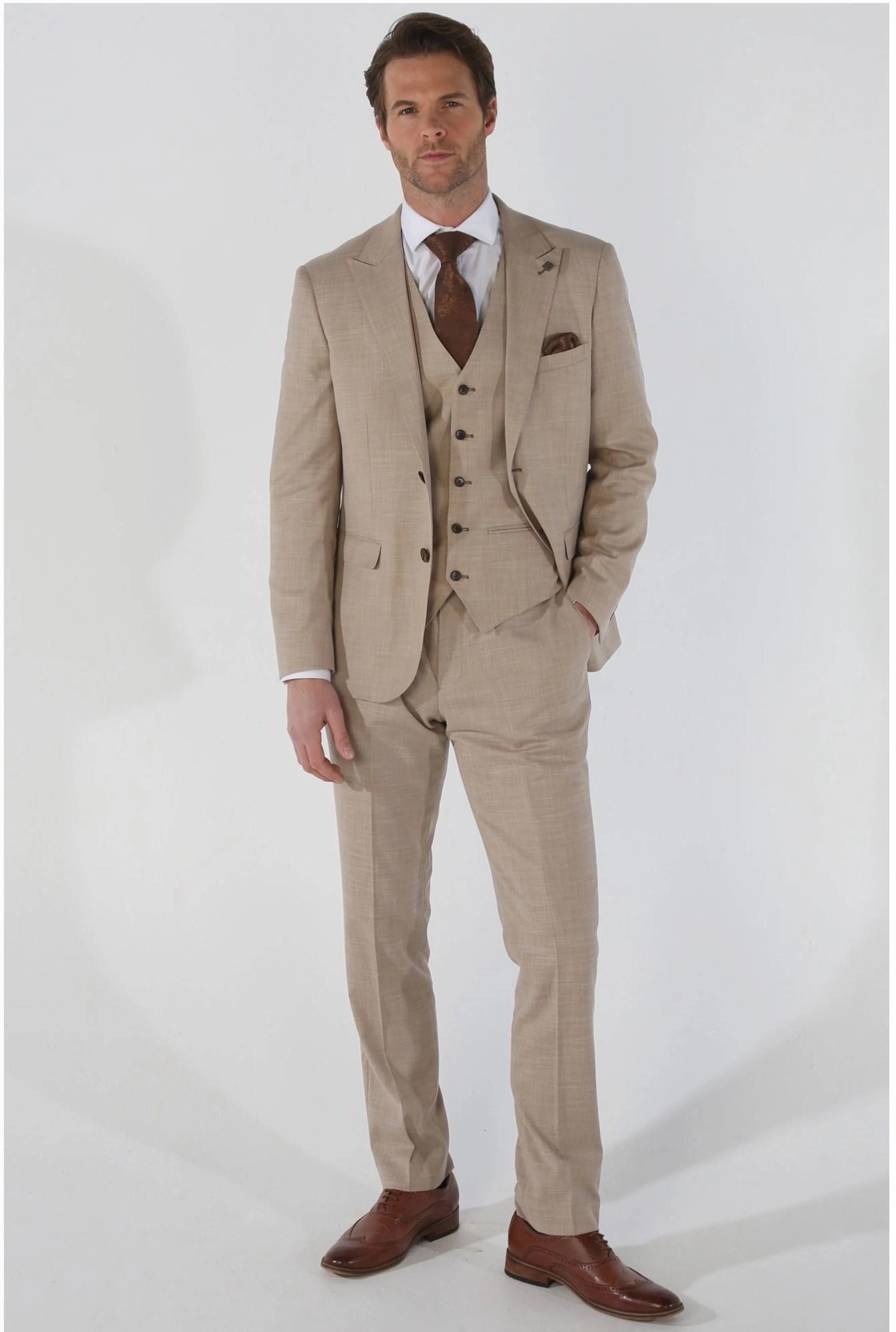 Kurt 3 Piece Tailored Fit Suit