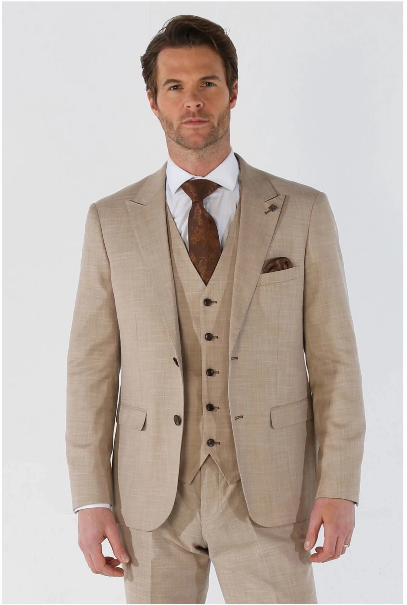 Kurt 3 Piece Tailored Fit Suit