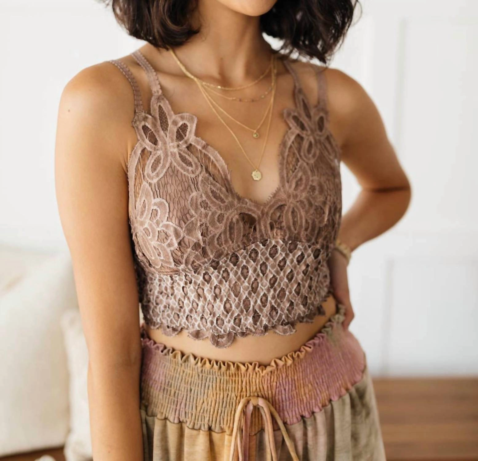 Live In Lace Bralette In Mauve