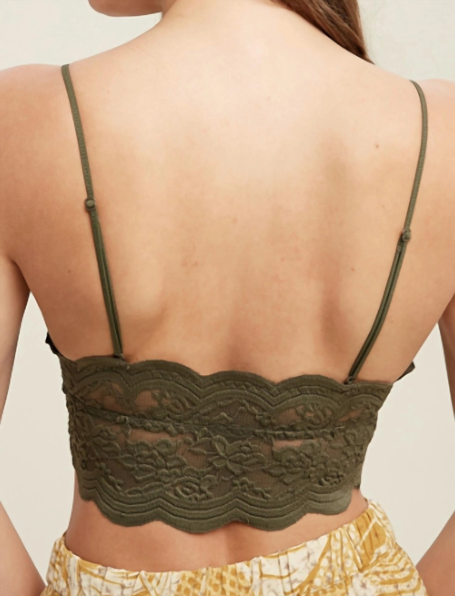 Lovely Scalloped Lace Bralette In Olive