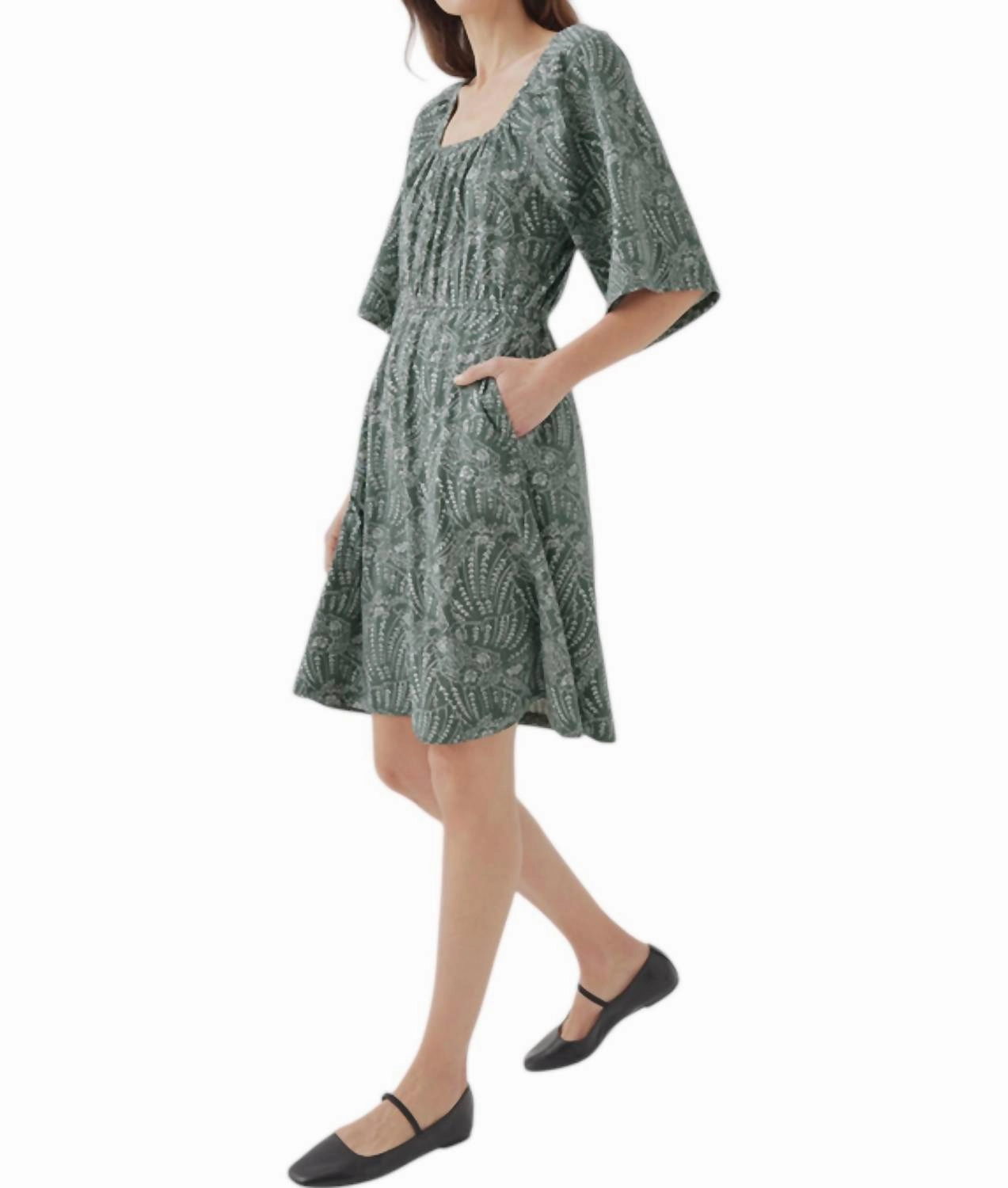 Luxe Jersey Flutter Sleeve Dress In Garden
