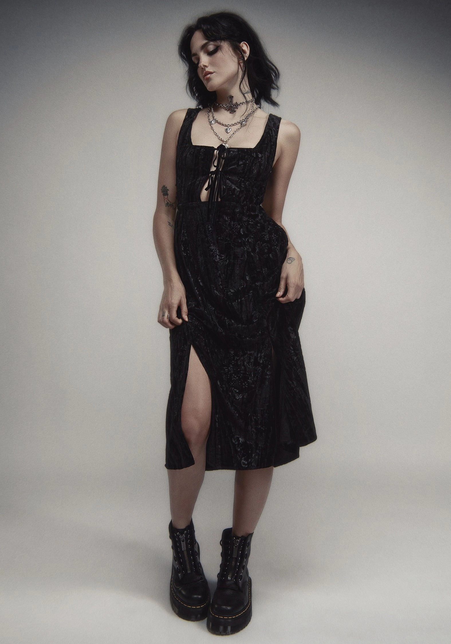 Maggie Tie Front Apron Midi Dress