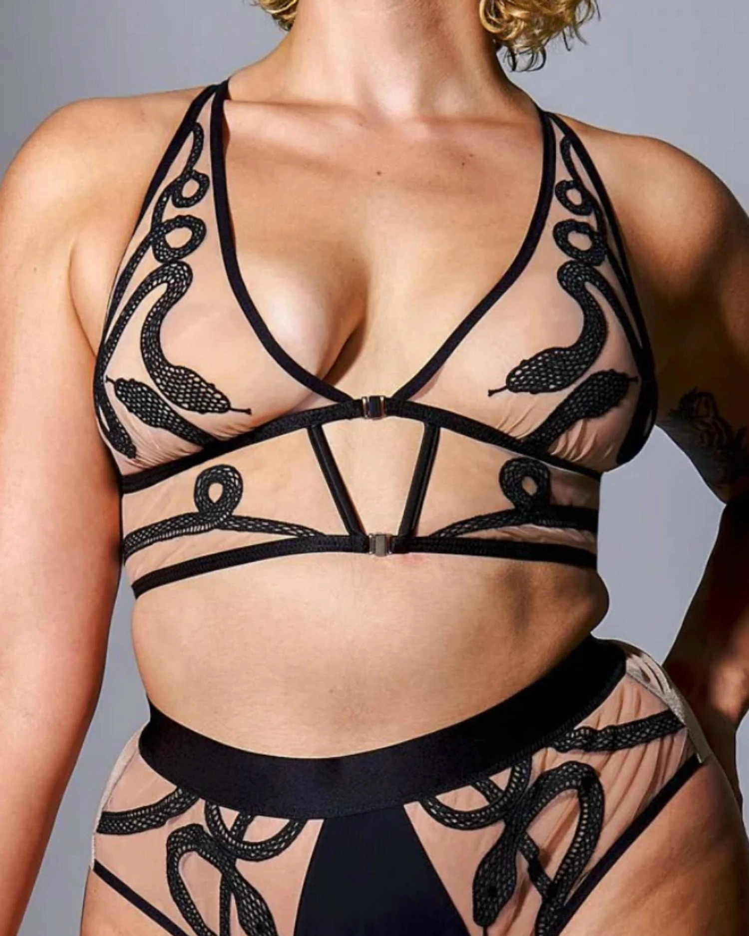 Medusa Bralette - Plus In Biscotti