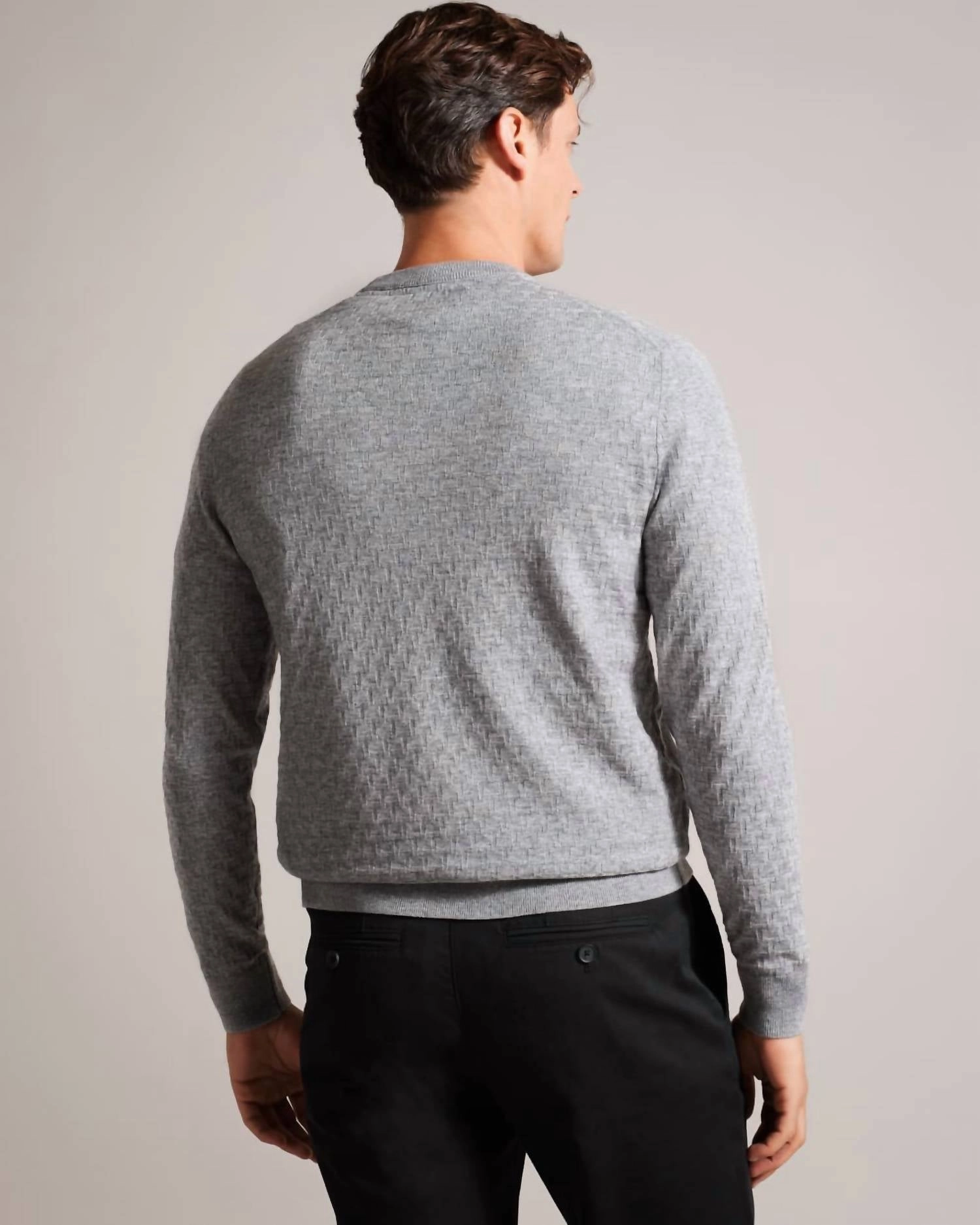 Men Lentic Raglan Sleeve Pullover Sweater In Grey-Marl