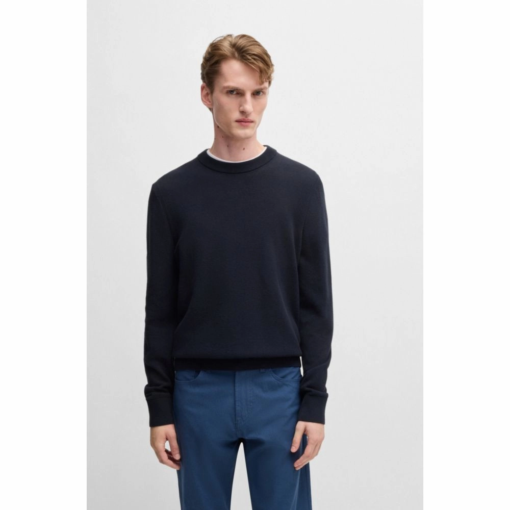 Micro-structured sweater in cotton
