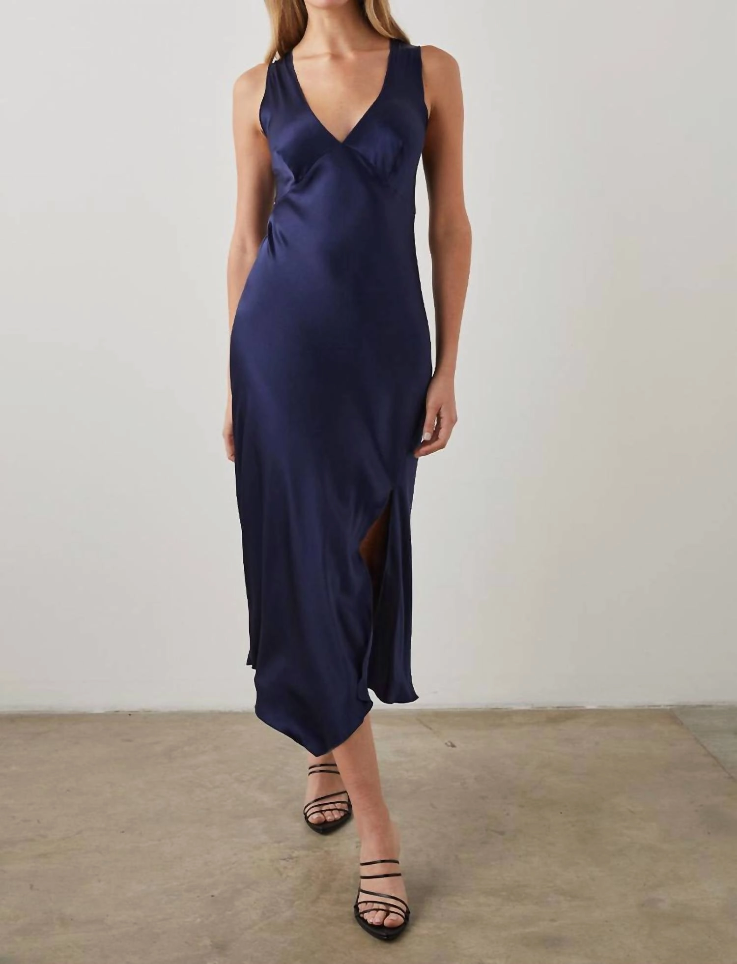 Monique Dress In Navy