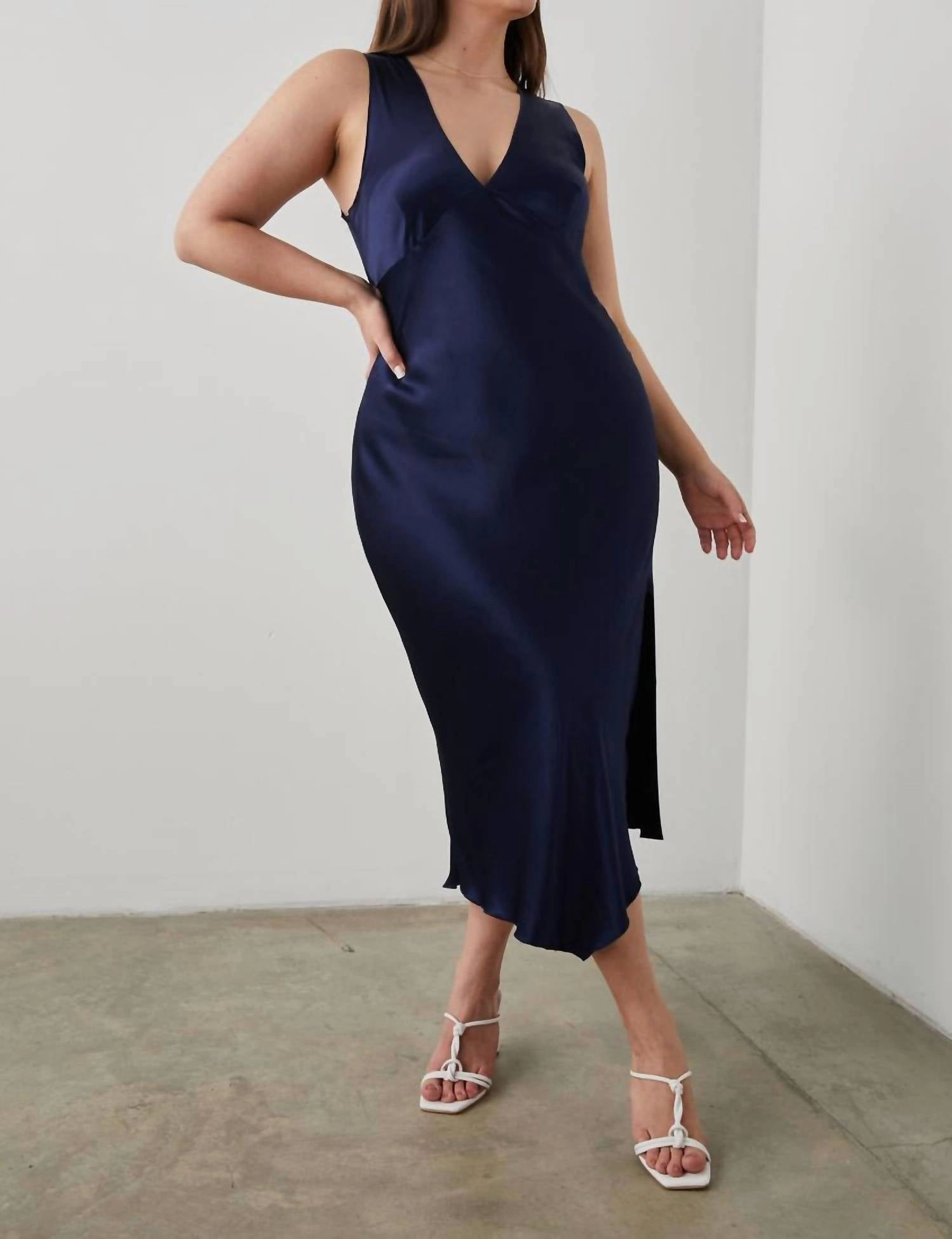 Monique Dress In Navy