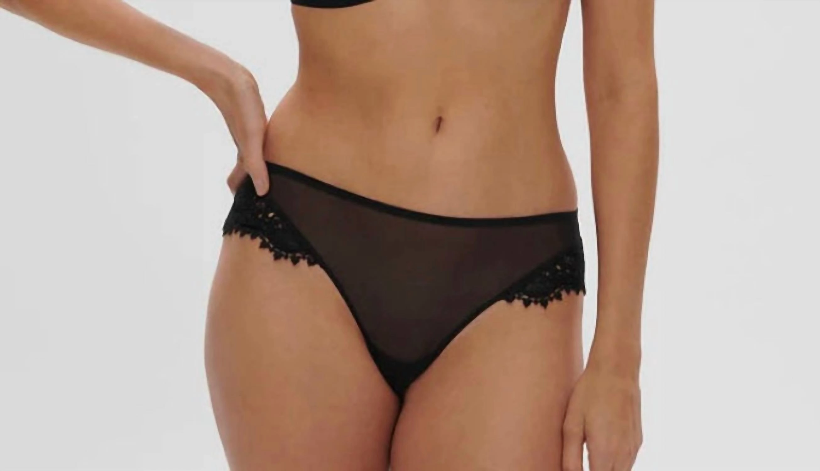 Mystic Tanga In Black