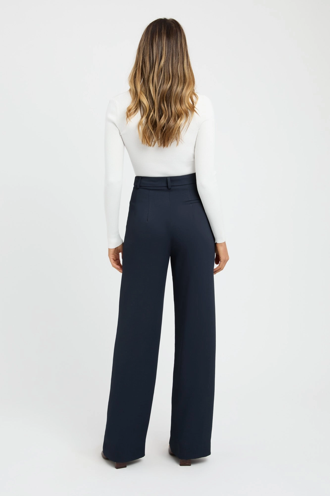 Oyster Tailored Pant