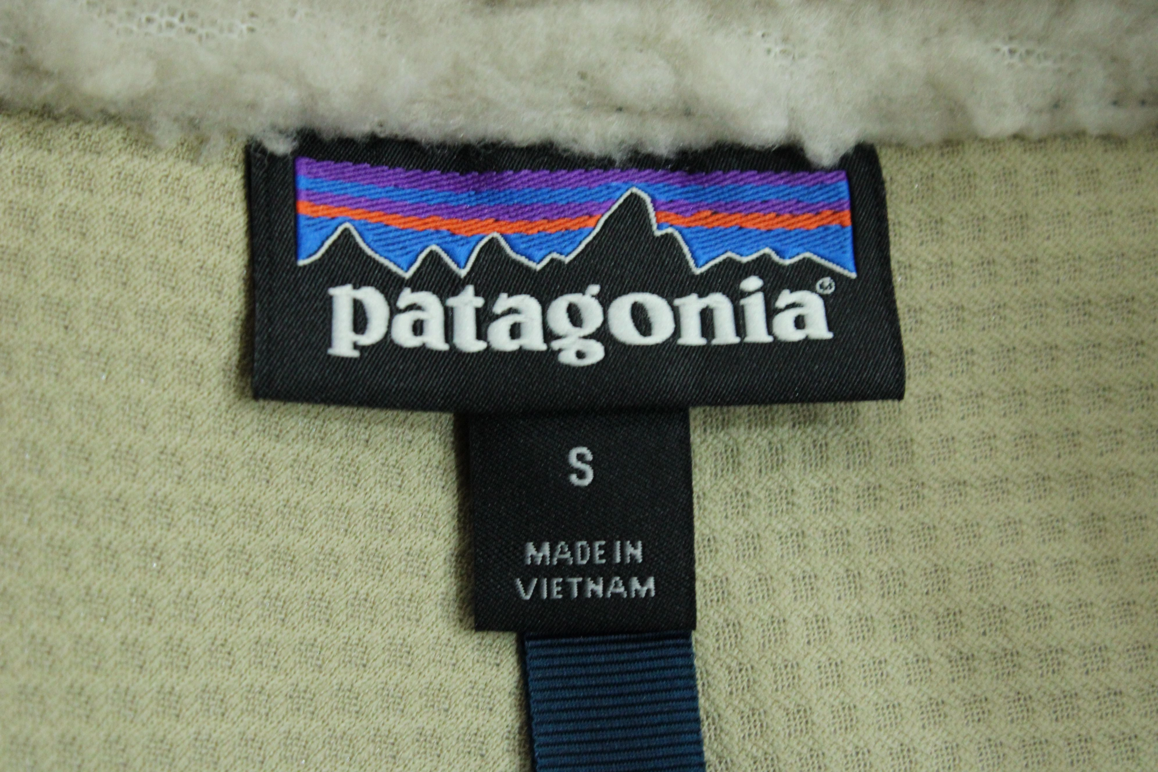 Patagonia Classic Retro-X Fleece Vest in Beige Polyester