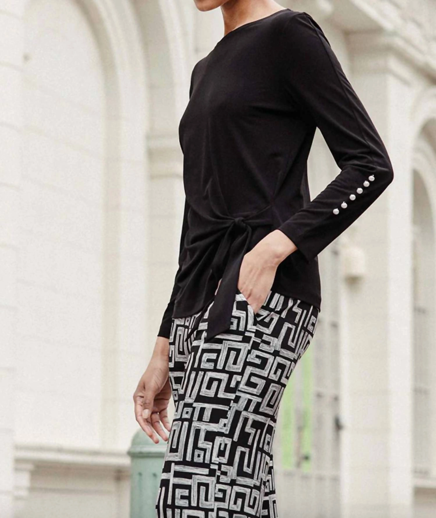 Pearl Cuff Side Tie Waist Top In Black