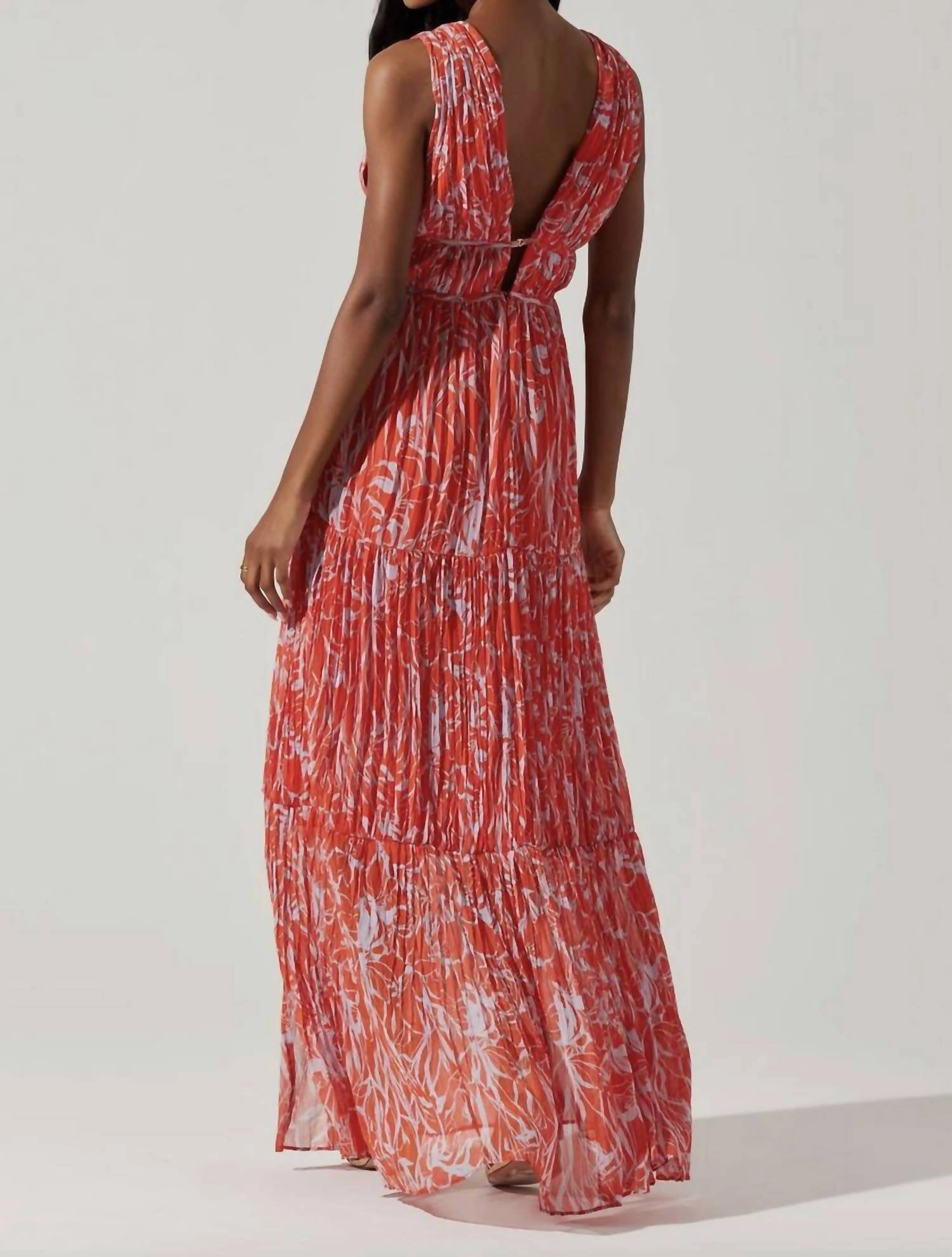 Pescadero Pleated Maxi Dress In Red/orange Abstract