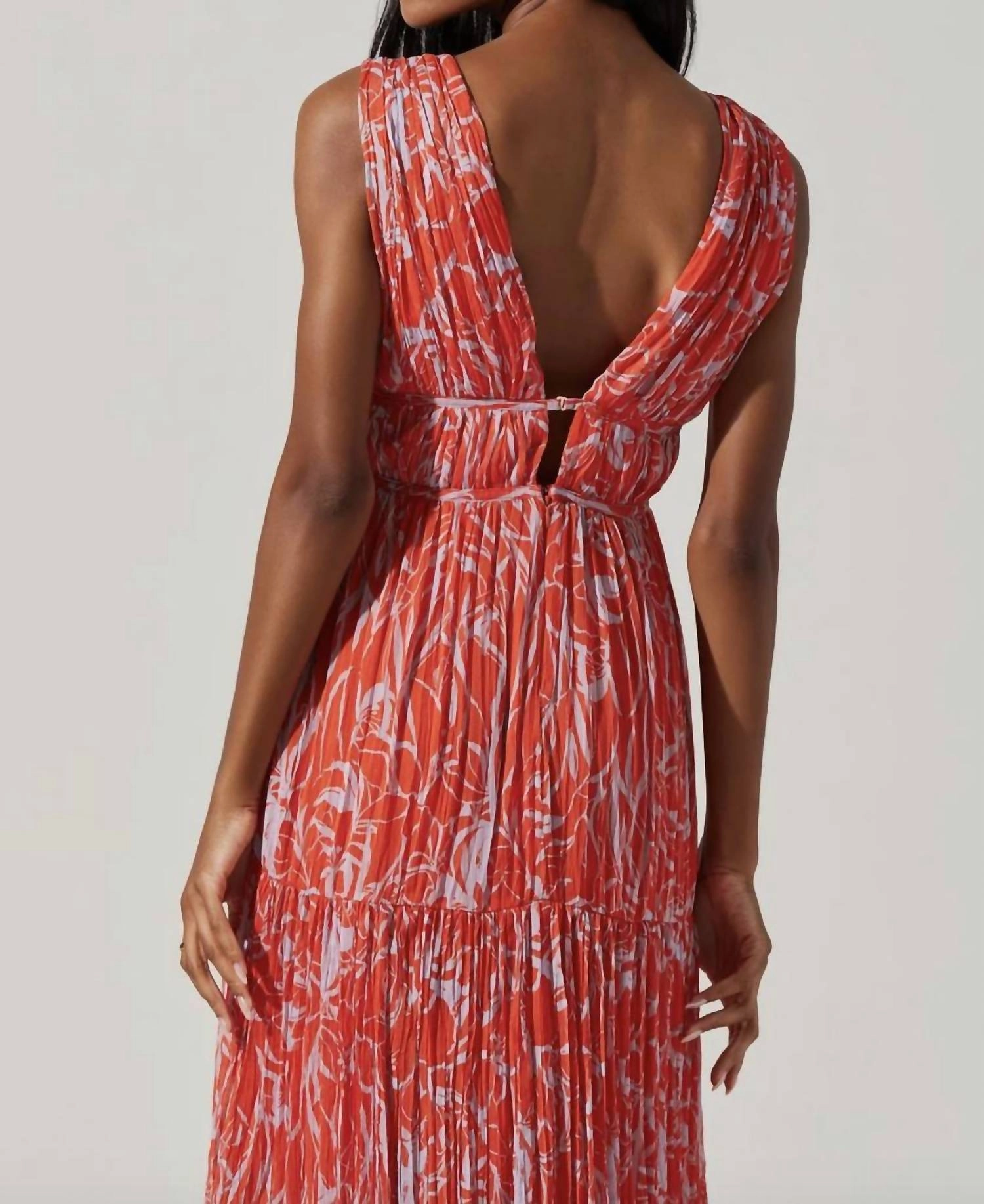 Pescadero Pleated Maxi Dress In Red/orange Abstract