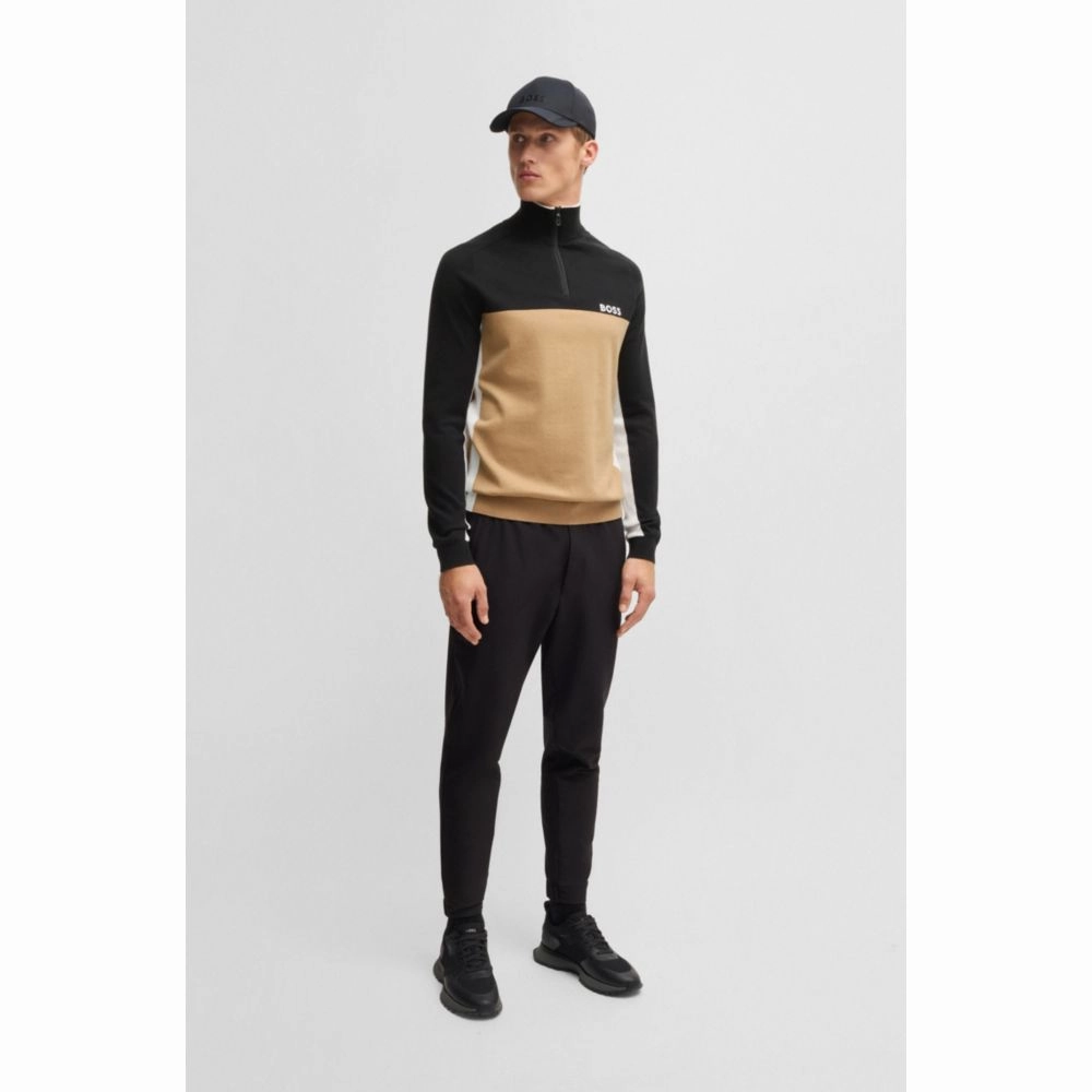 Regular-fit sweater with color-blocking