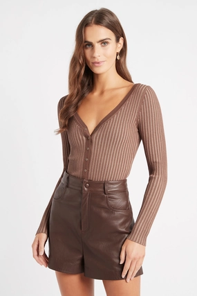 Rumi Short womens chinos discount