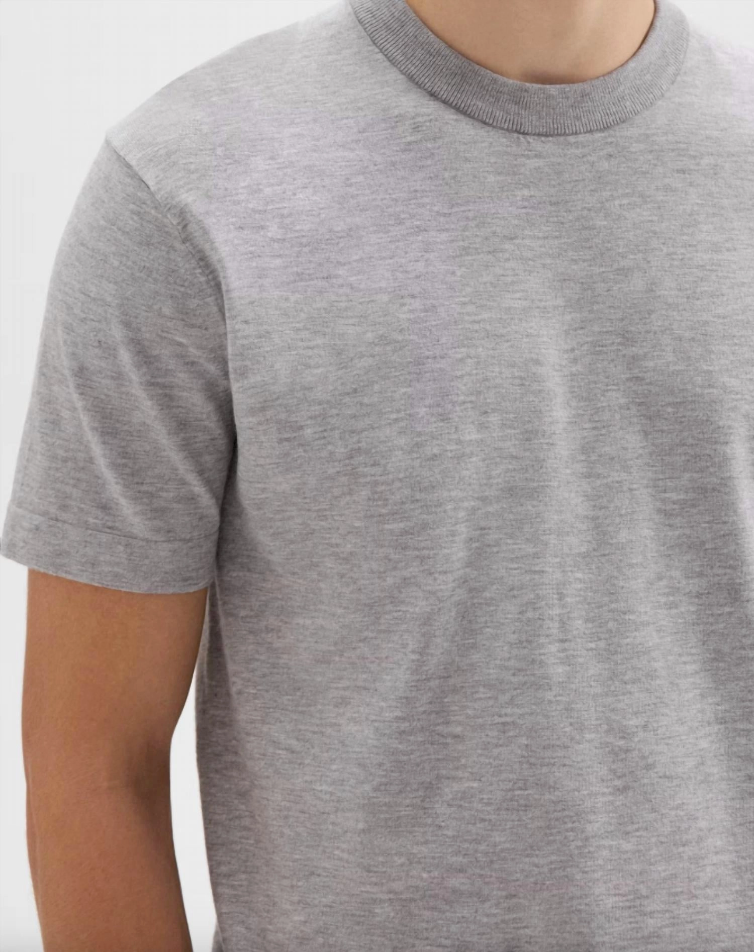 Sarior Short-Sleeve Sweater In Heather Grey