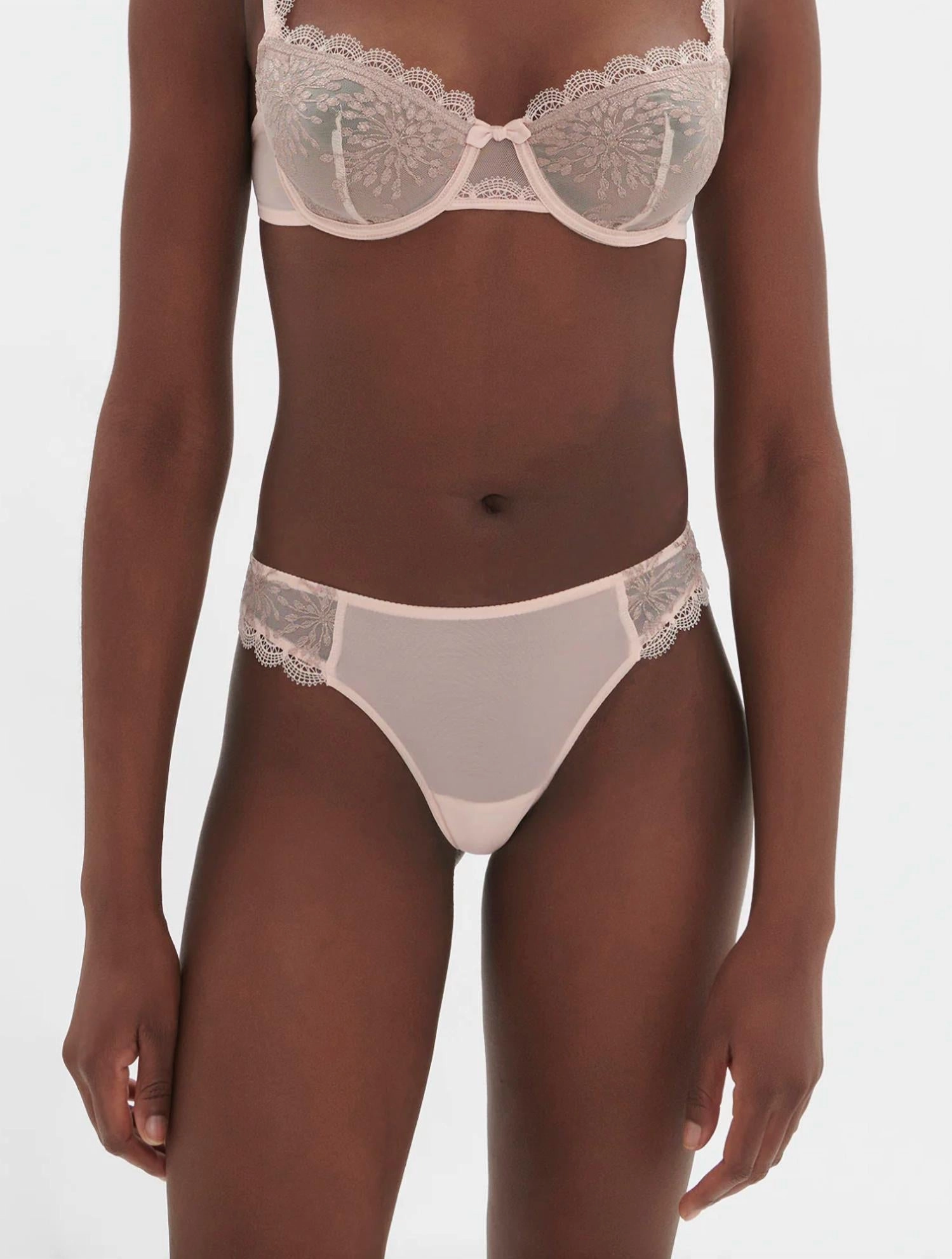 Singuliere Tanga Thong In Petal Powder