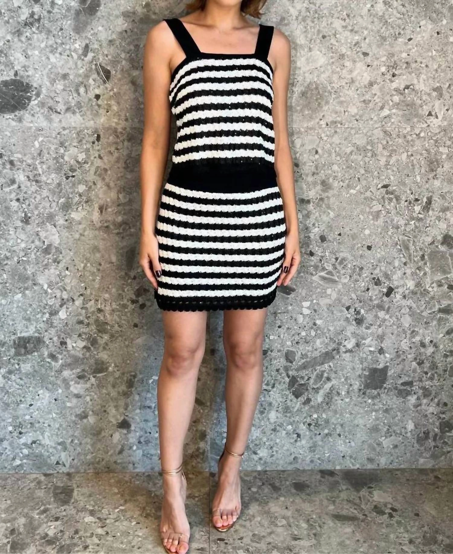 Striped Tank Top In Black / White