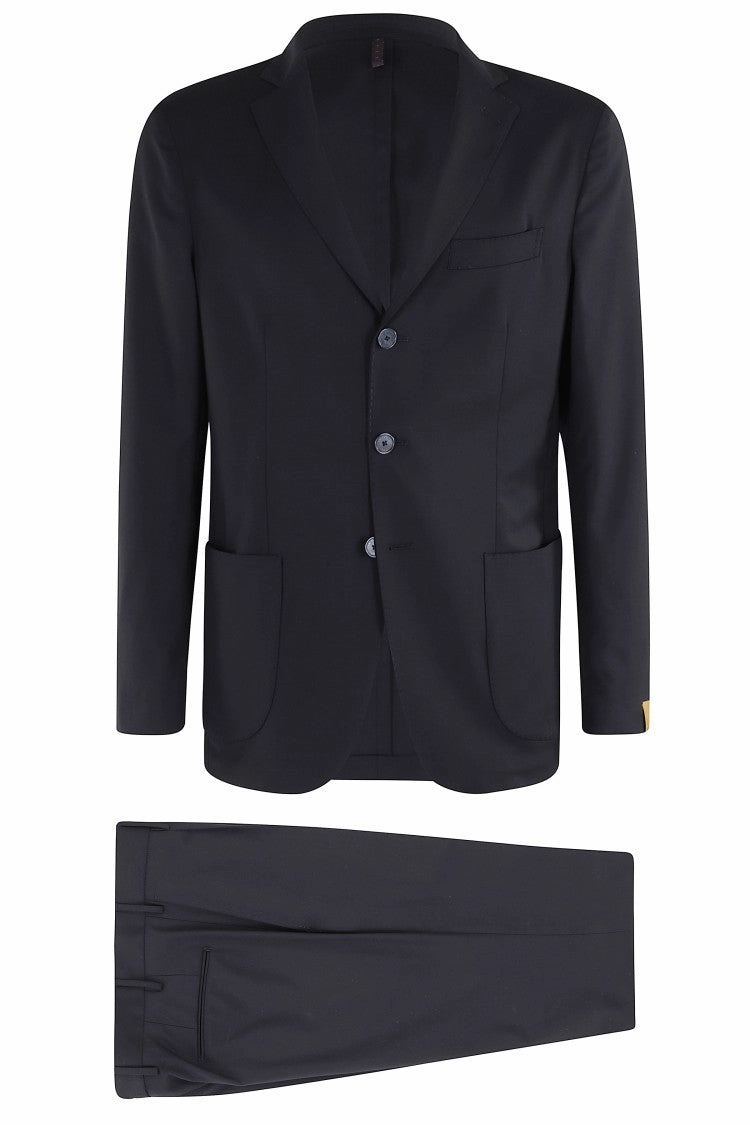 Traveler Suit